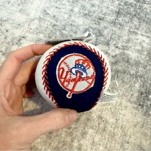 MLB Talking Smashers plush baseball - YANKEES - AS IS